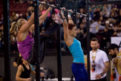 TOES-TO-BAR-women