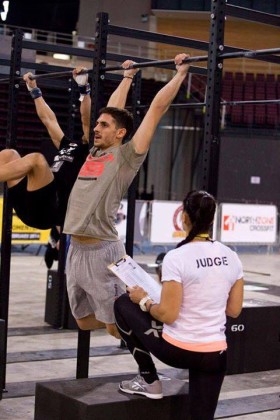 bar muscle ups